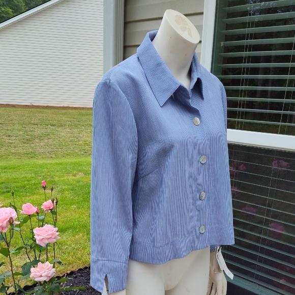 Maggy London Button-Up Jacket - Picture 2 of 9